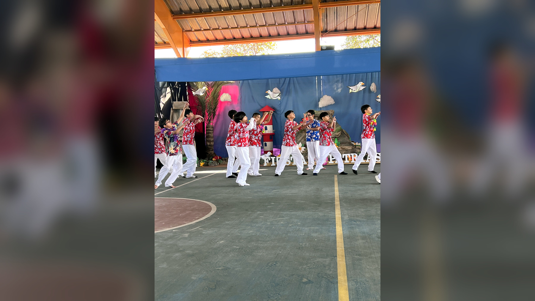 Baile Ko Matou Nei presentado por estudiantes de 5.º básico